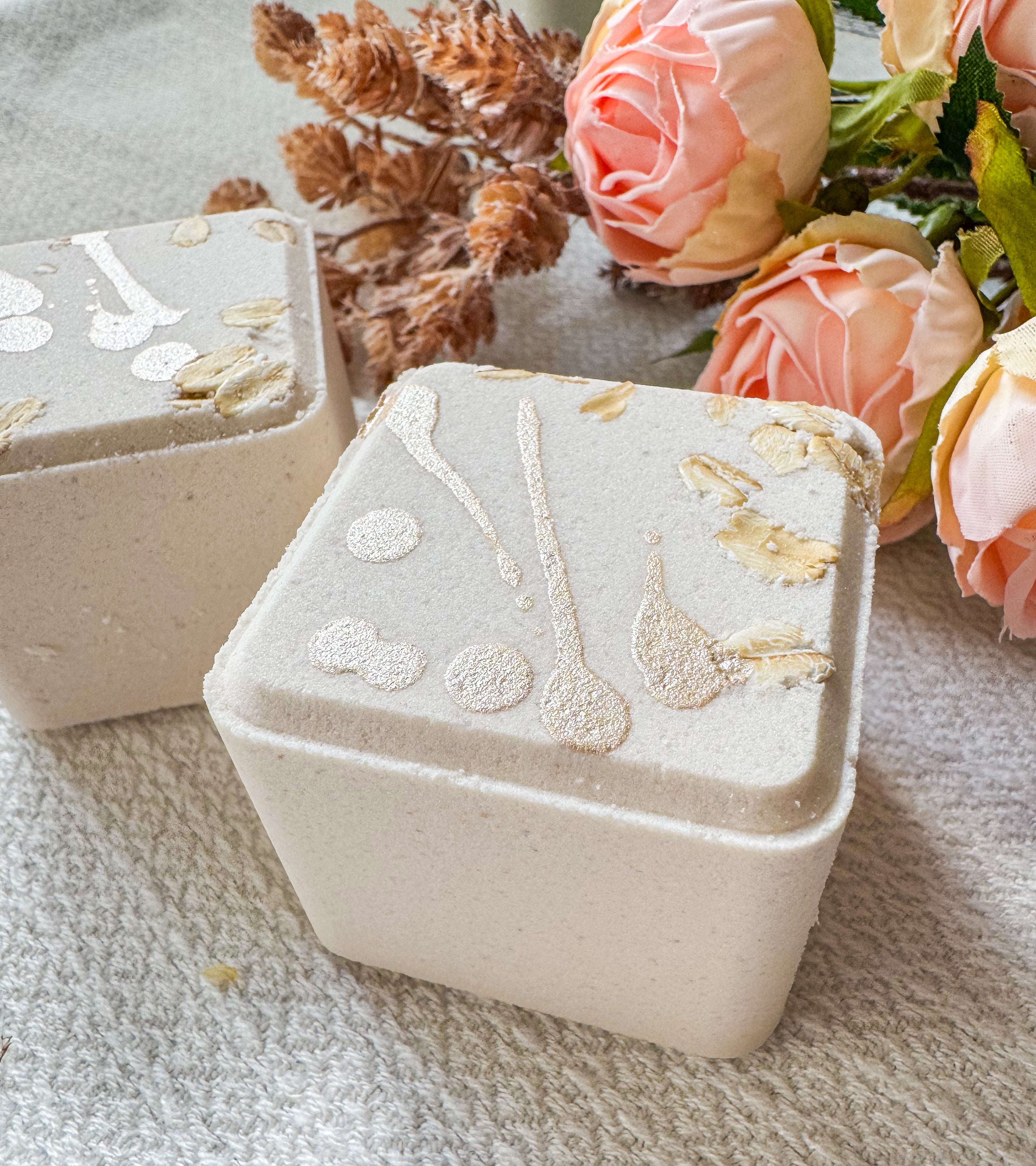 Oatmeal, Milk & Honey Avocado & Shea Spa Bomb