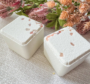 Wood Sage & Sea Salt Avocado & Shea Spa Bomb